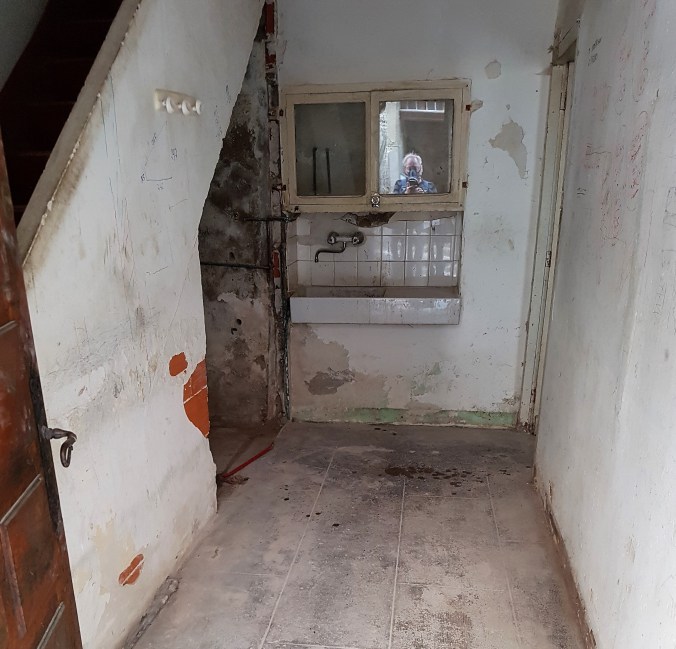 badrum medeltid bygg