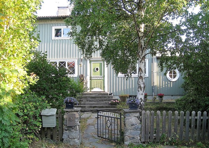 Hallingsbacken_3,_Villa_Einar_Forseth,_2013a - fri att publicera enligt Google