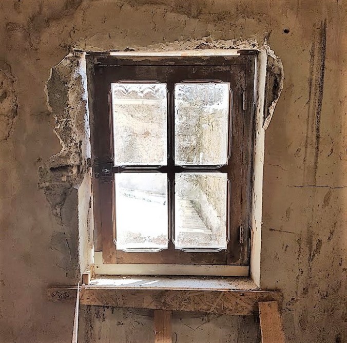 7 monterat förnster