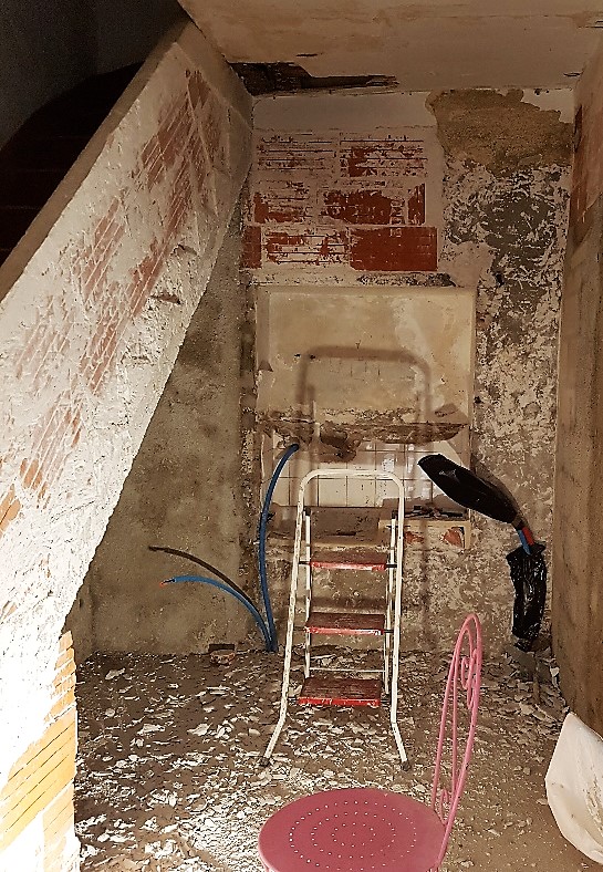 stenren fondvägg badrum